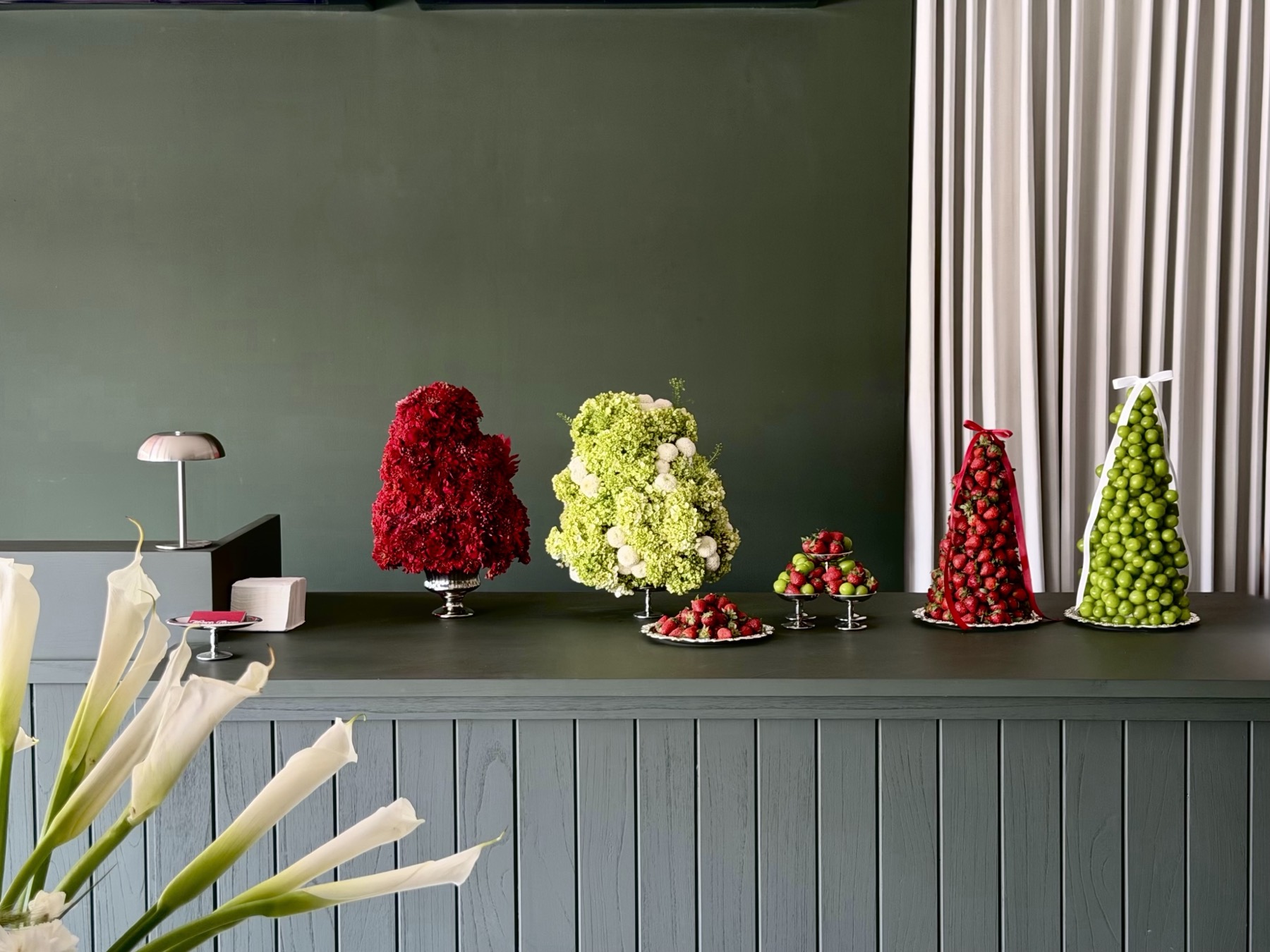 Weekly flower subscriptions for hotels and restaurants in Bali
