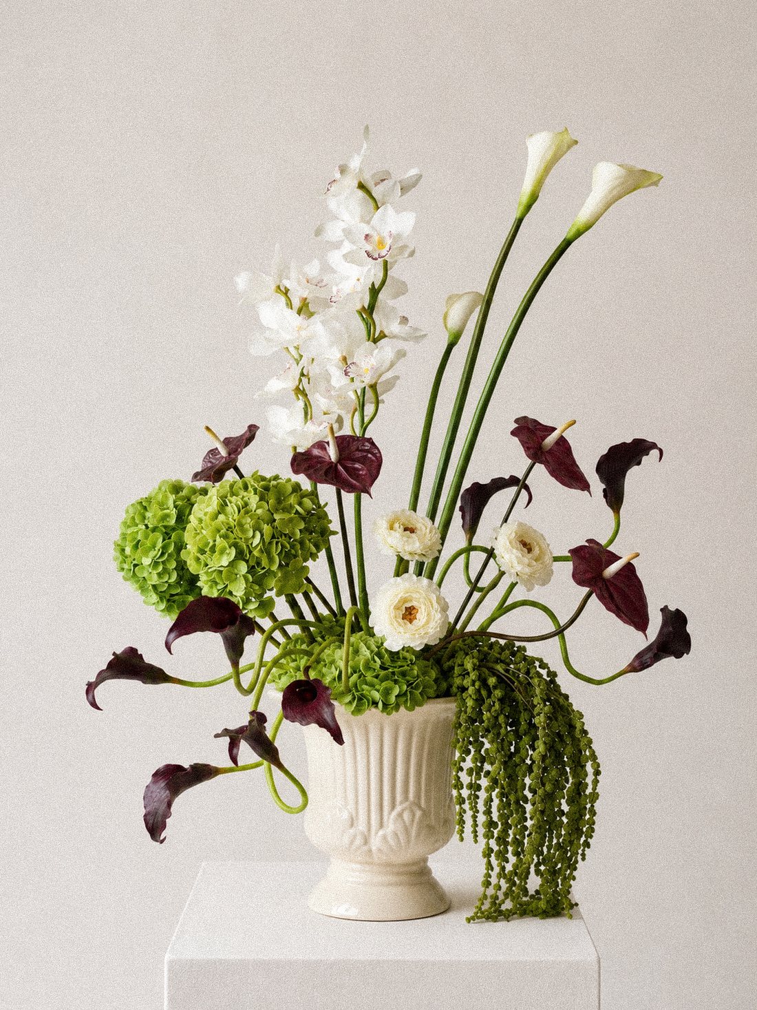 The Uluwatu — coastal tropical arrangement by Maison Bloom, Bali